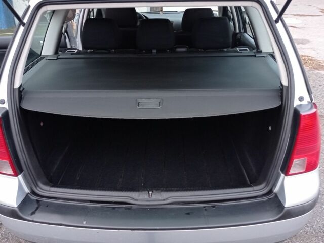 Серый Фольксваген Гольф, объемом двигателя 1.6 л и пробегом 230 тыс. км за 4800 $, фото 4 на Automoto.ua