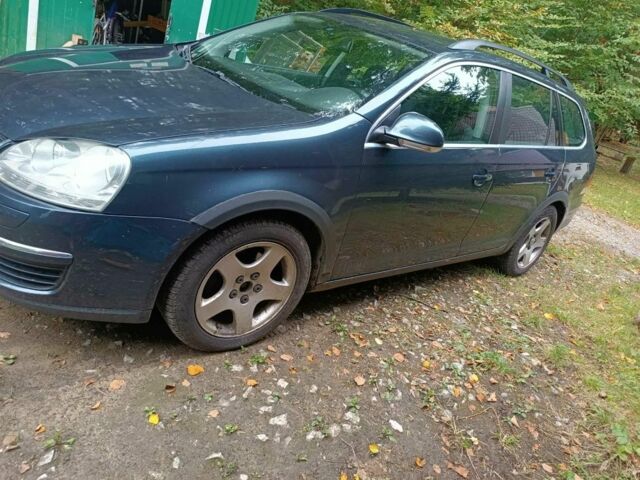 Серый Фольксваген Гольф, объемом двигателя 1.9 л и пробегом 320 тыс. км за 3200 $, фото 7 на Automoto.ua