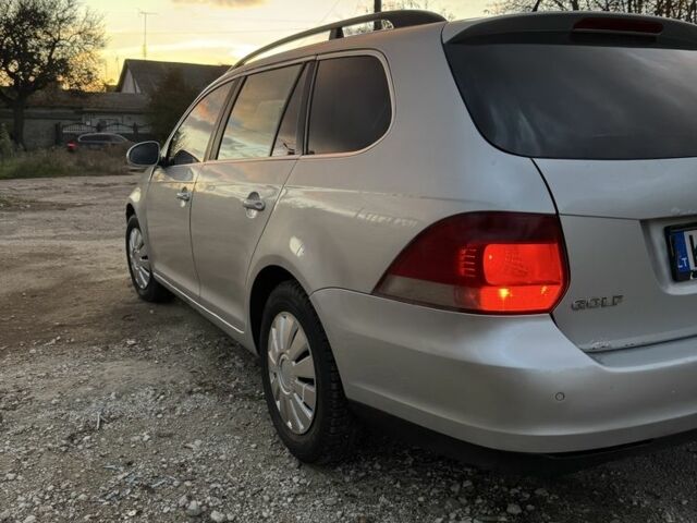 Серый Фольксваген Гольф, объемом двигателя 1.9 л и пробегом 384 тыс. км за 2800 $, фото 5 на Automoto.ua