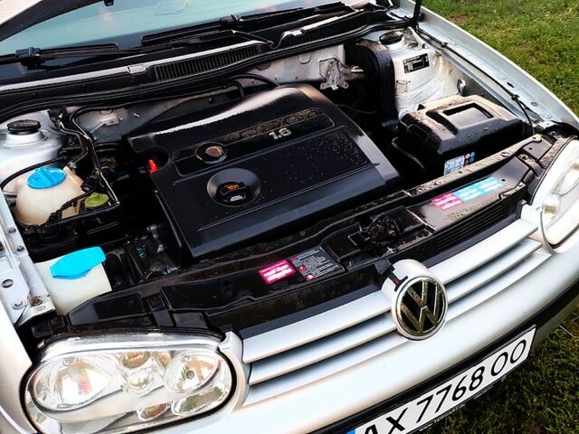 Серый Фольксваген Гольф, объемом двигателя 1.6 л и пробегом 210 тыс. км за 4700 $, фото 2 на Automoto.ua