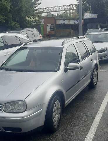 Фольксваген Гольф 2006 в Вышгороде на Automoto.ua Серый Фольксваген Гольф, объемом двигателя 1.39 л и пробегом 237 тыс. км за 5300 $, фото 6 на Automoto.ua