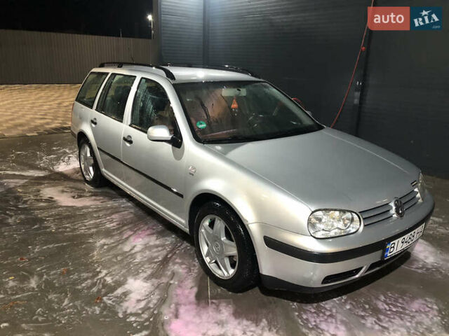 Сірий Фольксваген Гольф, об'ємом двигуна 1.6 л та пробігом 213 тис. км за 5300 $, фото 1 на Automoto.ua
