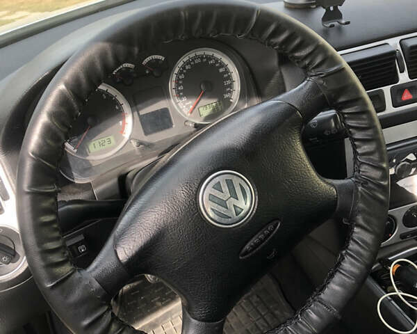 Сірий Фольксваген Гольф, об'ємом двигуна 1.6 л та пробігом 213 тис. км за 5300 $, фото 6 на Automoto.ua