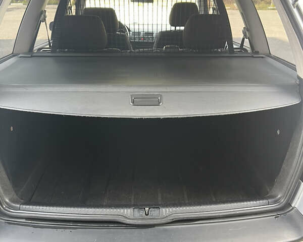 Серый Фольксваген Гольф, объемом двигателя 1.6 л и пробегом 279 тыс. км за 5300 $, фото 10 на Automoto.ua