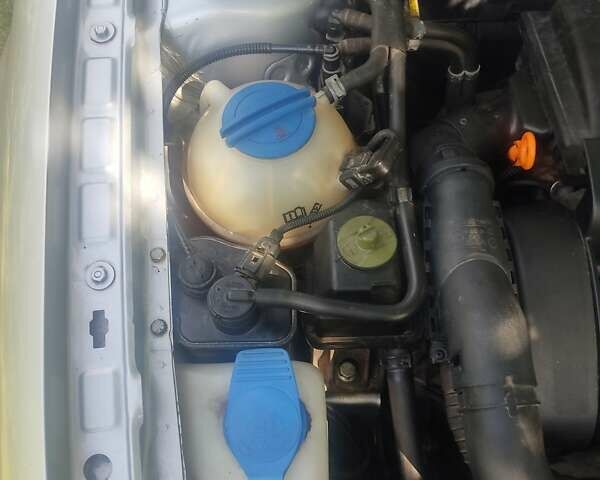 Фольксваген Гольф 2006 у Вінниці на Automoto.ua Сірий Фольксваген Гольф, об'ємом двигуна 1.39 л та пробігом 241 тис. км за 4600 $, фото 12 на Automoto.ua