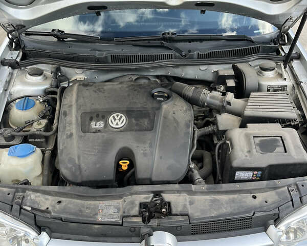 Серый Фольксваген Гольф, объемом двигателя 1.6 л и пробегом 279 тыс. км за 5300 $, фото 13 на Automoto.ua