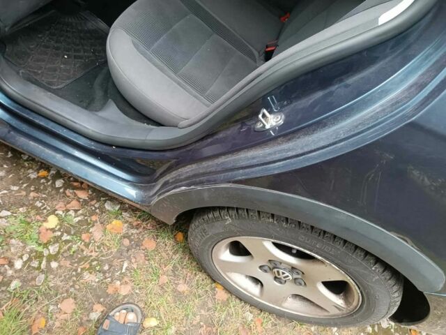 Серый Фольксваген Гольф, объемом двигателя 1.9 л и пробегом 320 тыс. км за 3200 $, фото 5 на Automoto.ua