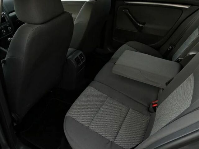 Серый Фольксваген Гольф, объемом двигателя 1.9 л и пробегом 238 тыс. км за 5299 $, фото 13 на Automoto.ua