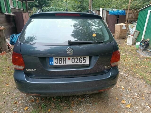 Серый Фольксваген Гольф, объемом двигателя 1.9 л и пробегом 320 тыс. км за 3200 $, фото 4 на Automoto.ua