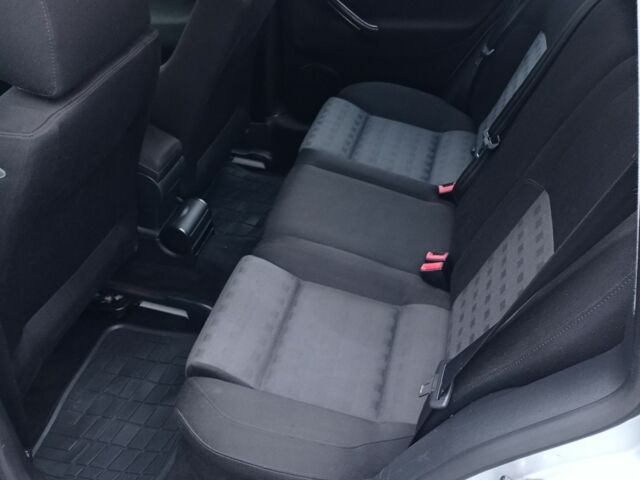 Серый Фольксваген Гольф, объемом двигателя 1.6 л и пробегом 230 тыс. км за 4800 $, фото 2 на Automoto.ua