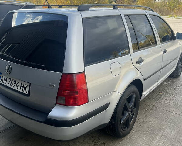 Серый Фольксваген Гольф, объемом двигателя 1.6 л и пробегом 279 тыс. км за 5300 $, фото 3 на Automoto.ua