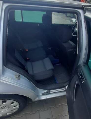 Фольксваген Гольф 2006 в Вышгороде на Automoto.ua Серый Фольксваген Гольф, объемом двигателя 1.39 л и пробегом 237 тыс. км за 5300 $, фото 4 на Automoto.ua