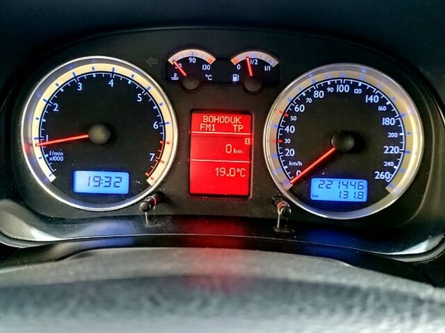 Серый Фольксваген Гольф, объемом двигателя 1.6 л и пробегом 210 тыс. км за 4700 $, фото 1 на Automoto.ua