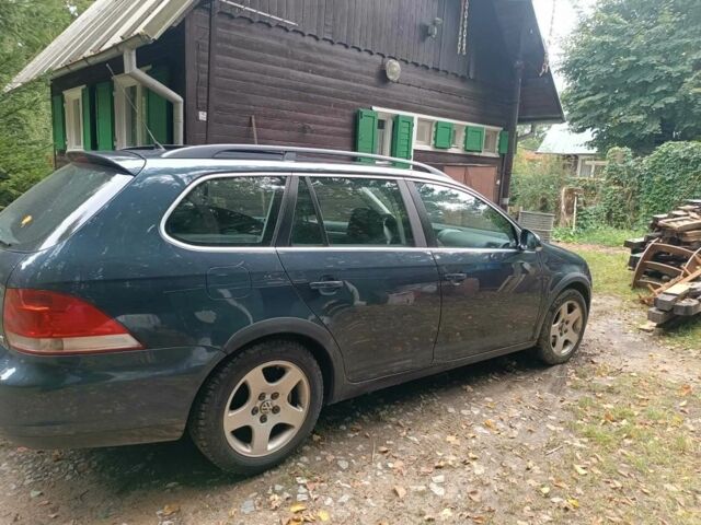 Серый Фольксваген Гольф, объемом двигателя 1.9 л и пробегом 320 тыс. км за 3200 $, фото 6 на Automoto.ua