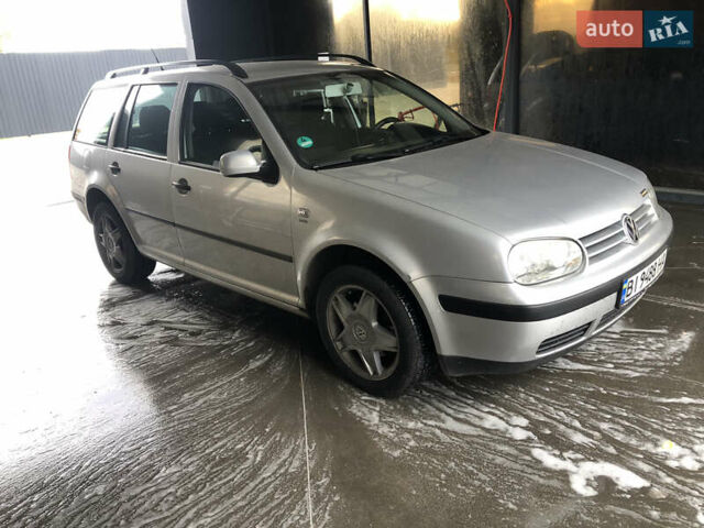 Сірий Фольксваген Гольф, об'ємом двигуна 1.6 л та пробігом 213 тис. км за 5300 $, фото 2 на Automoto.ua
