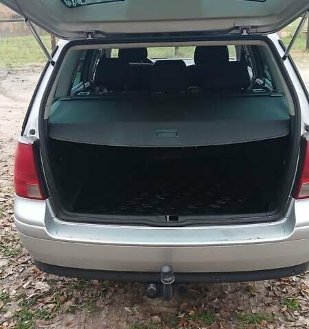 Серый Фольксваген Гольф, объемом двигателя 1.98 л и пробегом 223 тыс. км за 5000 $, фото 23 на Automoto.ua