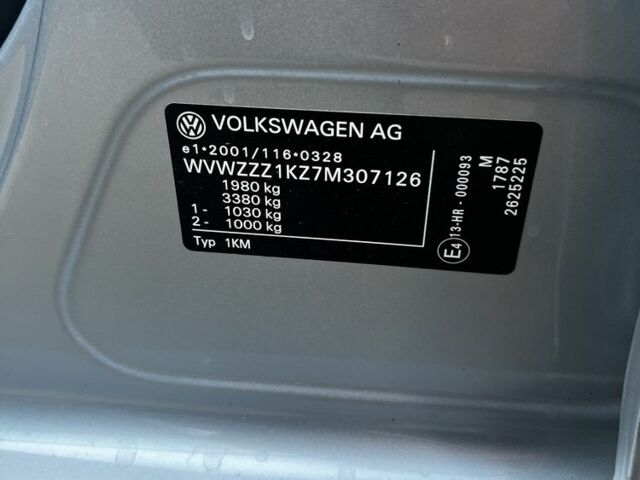 Серый Фольксваген Гольф, объемом двигателя 1.4 л и пробегом 140 тыс. км за 7200 $, фото 6 на Automoto.ua