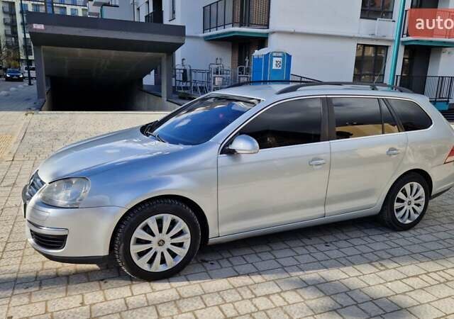 Серый Фольксваген Гольф, объемом двигателя 1.97 л и пробегом 320 тыс. км за 6700 $, фото 3 на Automoto.ua