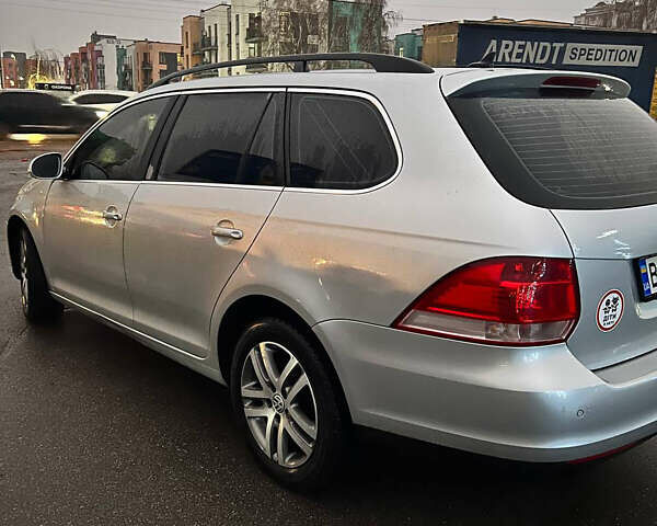 Сірий Фольксваген Гольф, об'ємом двигуна 1.39 л та пробігом 160 тис. км за 6500 $, фото 4 на Automoto.ua