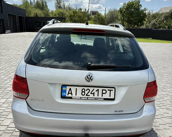 Серый Фольксваген Гольф, объемом двигателя 1.6 л и пробегом 204 тыс. км за 6600 $, фото 5 на Automoto.ua