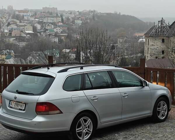 Серый Фольксваген Гольф, объемом двигателя 2 л и пробегом 350 тыс. км за 5999 $, фото 26 на Automoto.ua