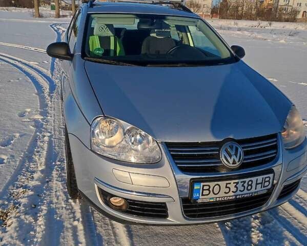 Сірий Фольксваген Гольф, об'ємом двигуна 1.6 л та пробігом 253 тис. км за 6536 $, фото 27 на Automoto.ua