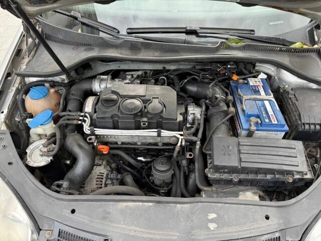 Сірий Фольксваген Гольф, об'ємом двигуна 1.9 л та пробігом 300 тис. км за 2669 $, фото 6 на Automoto.ua