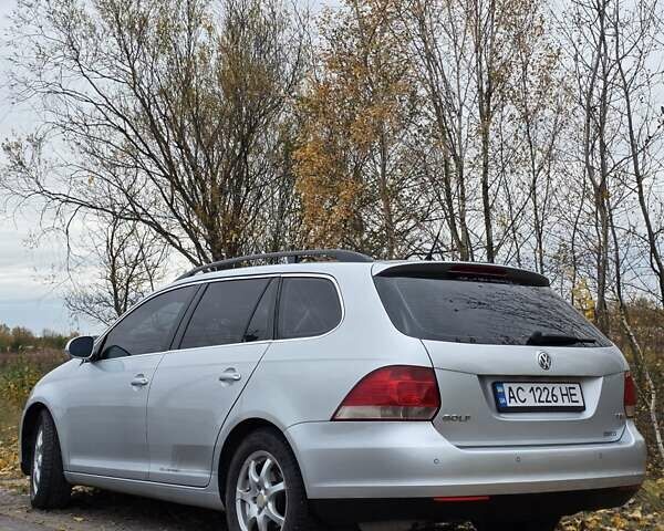 Серый Фольксваген Гольф, объемом двигателя 1.4 л и пробегом 261 тыс. км за 4999 $, фото 11 на Automoto.ua