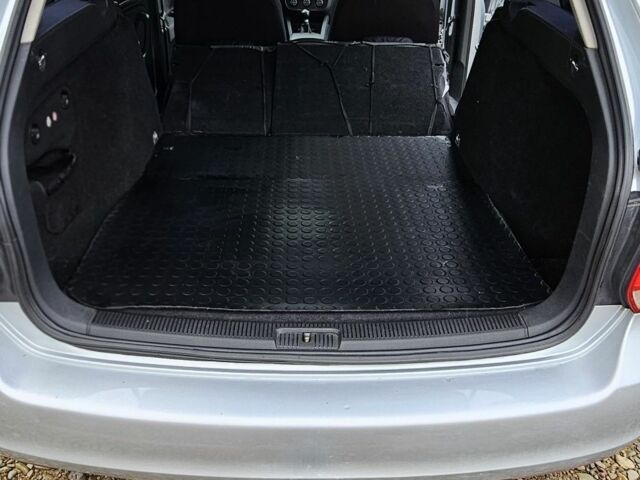 Серый Фольксваген Гольф, объемом двигателя 1.9 л и пробегом 197 тыс. км за 5950 $, фото 21 на Automoto.ua