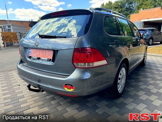 Сірий Фольксваген Гольф, об'ємом двигуна 1.6 л та пробігом 185 тис. км за 5999 $, фото 4 на Automoto.ua