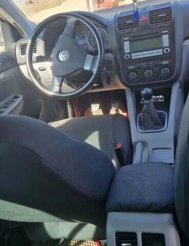 Серый Фольксваген Гольф, объемом двигателя 1.4 л и пробегом 260 тыс. км за 5700 $, фото 10 на Automoto.ua