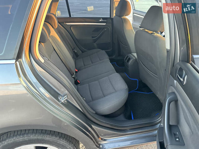Сірий Фольксваген Гольф, об'ємом двигуна 1.39 л та пробігом 254 тис. км за 5200 $, фото 50 на Automoto.ua