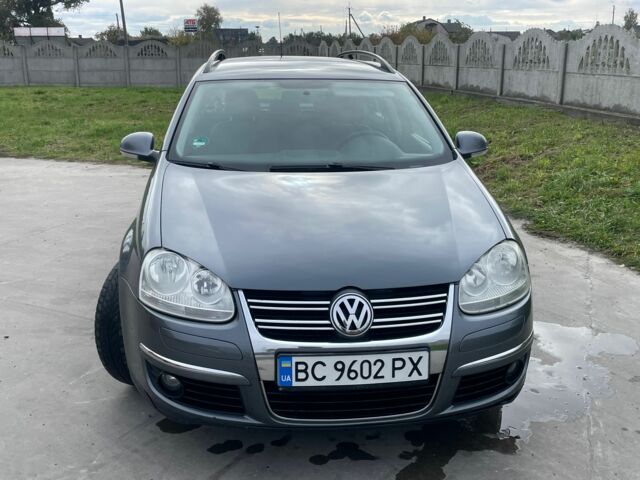 Серый Фольксваген Гольф, объемом двигателя 1.6 л и пробегом 254 тыс. км за 5300 $, фото 5 на Automoto.ua