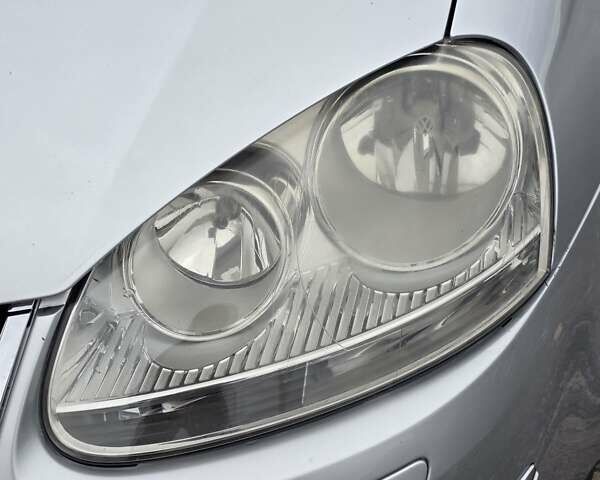 Серый Фольксваген Гольф, объемом двигателя 1.4 л и пробегом 261 тыс. км за 4999 $, фото 15 на Automoto.ua