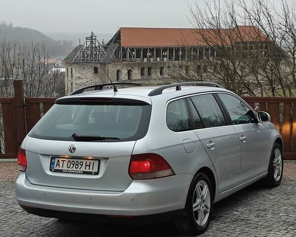 Серый Фольксваген Гольф, объемом двигателя 2 л и пробегом 350 тыс. км за 5999 $, фото 32 на Automoto.ua