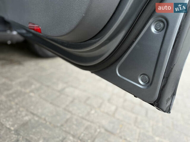Серый Фольксваген Гольф, объемом двигателя 1.9 л и пробегом 204 тыс. км за 6950 $, фото 34 на Automoto.ua