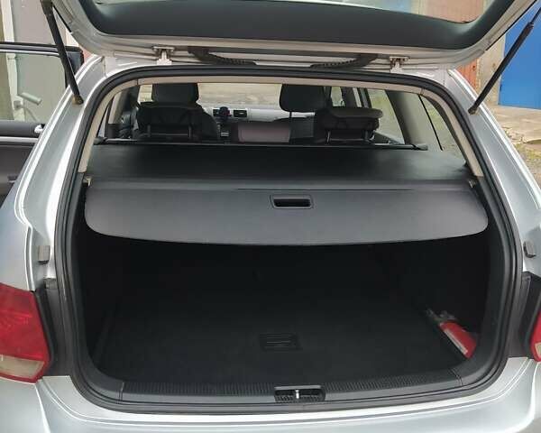 Серый Фольксваген Гольф, объемом двигателя 1.9 л и пробегом 280 тыс. км за 5200 $, фото 26 на Automoto.ua