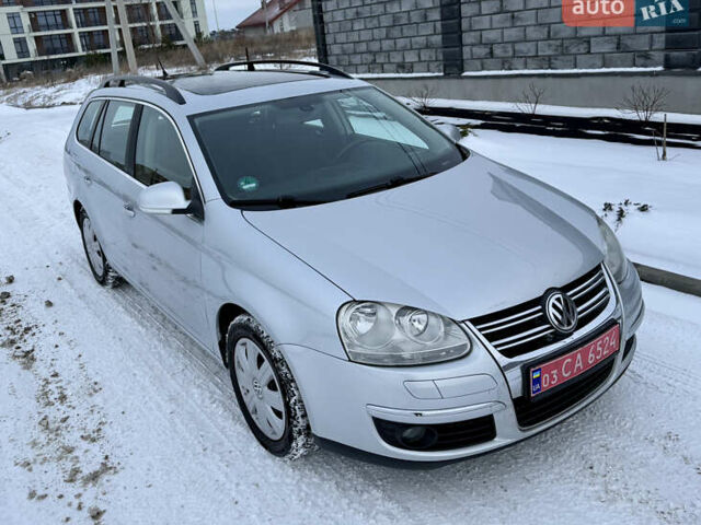 Серый Фольксваген Гольф, объемом двигателя 1.6 л и пробегом 232 тыс. км за 5500 $, фото 6 на Automoto.ua