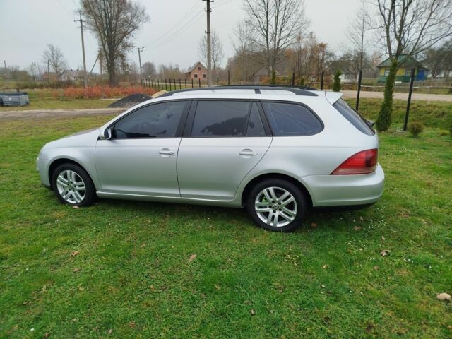 Серый Фольксваген Гольф, объемом двигателя 1.9 л и пробегом 365 тыс. км за 5750 $, фото 1 на Automoto.ua