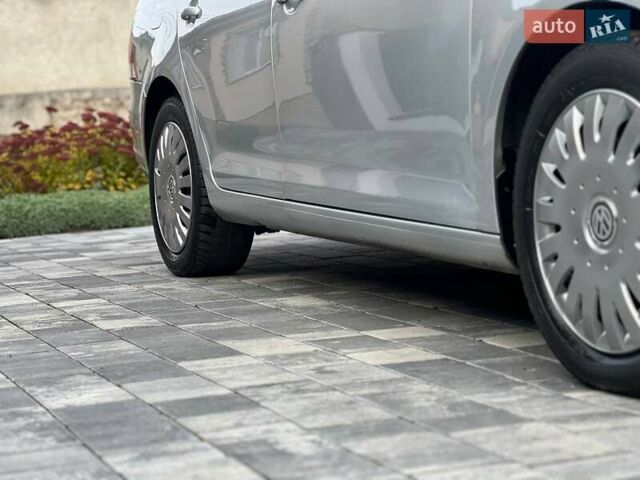 Серый Фольксваген Гольф, объемом двигателя 1.6 л и пробегом 198 тыс. км за 6899 $, фото 30 на Automoto.ua