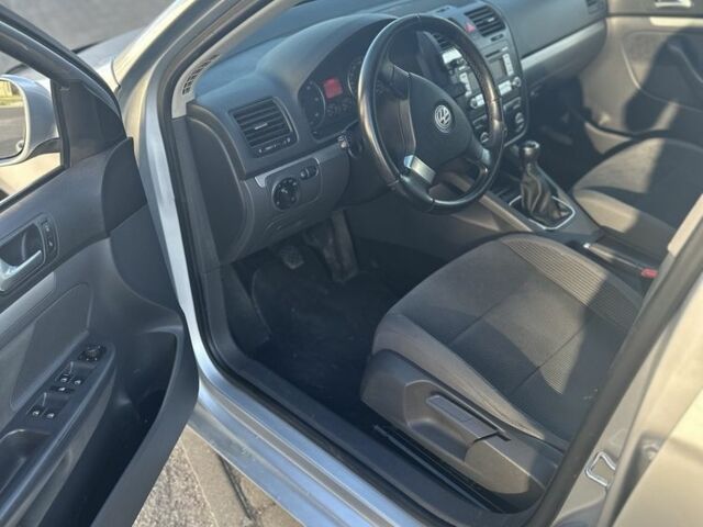 Серый Фольксваген Гольф, объемом двигателя 1.9 л и пробегом 233 тыс. км за 5199 $, фото 7 на Automoto.ua