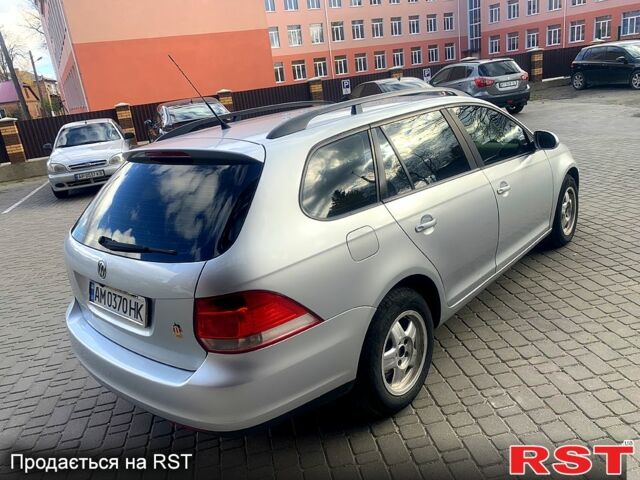 Сірий Фольксваген Гольф, об'ємом двигуна 1.9 л та пробігом 253 тис. км за 6555 $, фото 4 на Automoto.ua