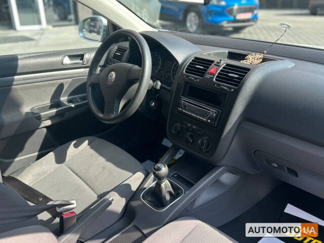Фольксваген Гольф 2007 в Черновцах на Automoto.ua Серый Фольксваген Гольф, объемом двигателя 1.6 л и пробегом 287 тыс. км за 6000 $, фото 17 на Automoto.ua