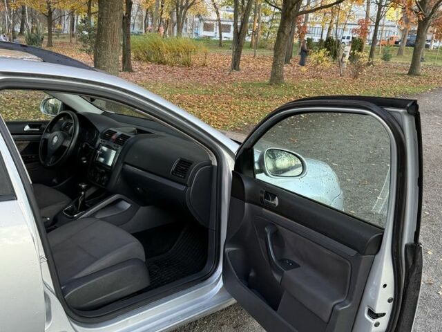 Сірий Фольксваген Гольф, об'ємом двигуна 1.9 л та пробігом 270 тис. км за 4700 $, фото 13 на Automoto.ua