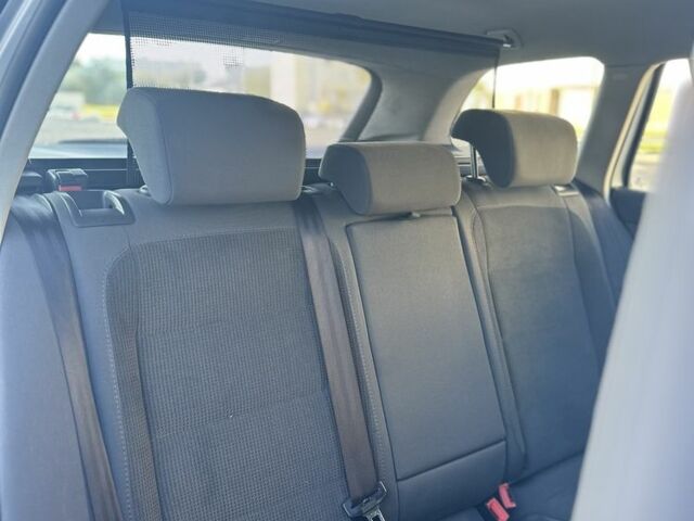 Серый Фольксваген Гольф, объемом двигателя 1.9 л и пробегом 233 тыс. км за 5199 $, фото 11 на Automoto.ua