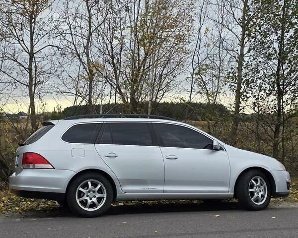 Серый Фольксваген Гольф, объемом двигателя 1.4 л и пробегом 261 тыс. км за 4999 $, фото 13 на Automoto.ua