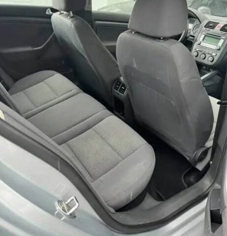 Серый Фольксваген Гольф, объемом двигателя 1.9 л и пробегом 400 тыс. км за 2650 $, фото 7 на Automoto.ua