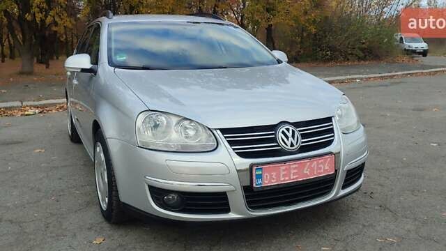 Серый Фольксваген Гольф, объемом двигателя 1.4 л и пробегом 246 тыс. км за 5199 $, фото 5 на Automoto.ua