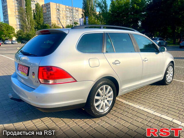 Серый Фольксваген Гольф, объемом двигателя 1.4 л и пробегом 133 тыс. км за 6600 $, фото 2 на Automoto.ua