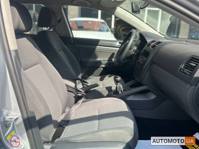 Фольксваген Гольф 2007 в Черновцах на Automoto.ua Серый Фольксваген Гольф, объемом двигателя 1.6 л и пробегом 287 тыс. км за 6000 $, фото 18 на Automoto.ua
